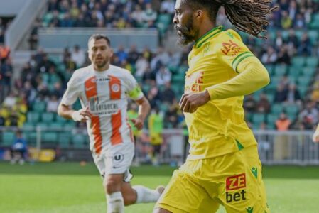 Jean-Kévin Duverne, do FC Nantes: ”VÁ PARA A LENTE PARA FAZER ALGO”